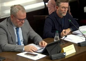 “Rregullorja mbi faktorët e riskut...” / Konfrontim në Komisionin e Ekonomisë, Braçe: Lërma të përfundoj, të kam bërë vlerësimet ty.