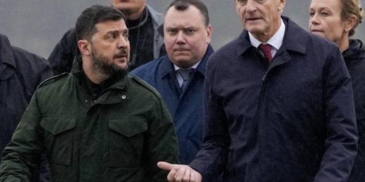 SHBA-ja lejon Ukrainën të përdorë armë me rreze të gjatë, duke hequr kufizimet për raketat ndaj Rusisë