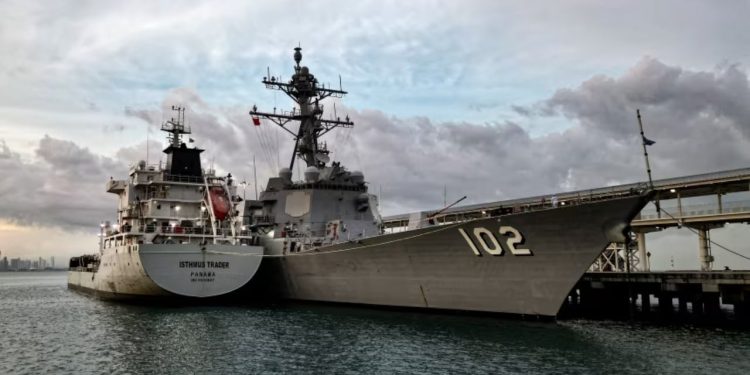 SHBA shpall lirimin e dy të mbijetuarve nga sulmi ndaj nëndetëses trafikuese në Karaibe, Trump: Narkoterroristët nuk do të kenë miratim.