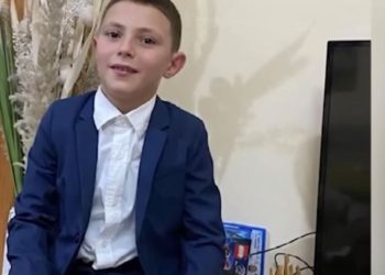 Sadiku u transferua me urgjencë në Itali për shkak të gjendjes së tij shëndetësore të rëndë, prindërit në “Për Shqiptarët”: Po i përgjigjet shpejt kurës, sipas mjekëve…