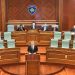 Seancë e jashtëzakonshme në Kuvendin e Kosovës: Kurti paralajmëron rrezikun e zgjedhjeve të reja pa buxhet.