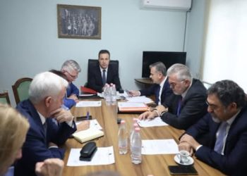 Seancë plenare: Konferenca e Kryetarëve mblidhet për debat 90-minutësh mbi çdo raportim institucional.