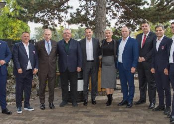 Serbia-Shqipëria / Përfaqësuesit e FSHF-së të pranishëm në drekën zyrtare të organizuar nga Federata Serbe