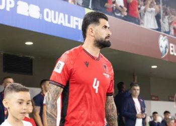 Sfidë historike për Elseid Hysajn, mbrojtësi i Kombëtares shqiptare, që barazon rekordin e ish-kapitenit Lorik Cana.