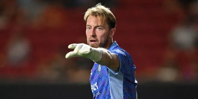 Sheffield Wednesday në mungesë portierësh, angazhon Joe Lumley për vetëm një ndeshje