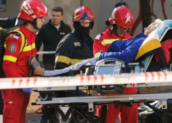 Shpërthim në një ndërtesë me tetë kate, dy të vdekur dhe 12 të plagosur.