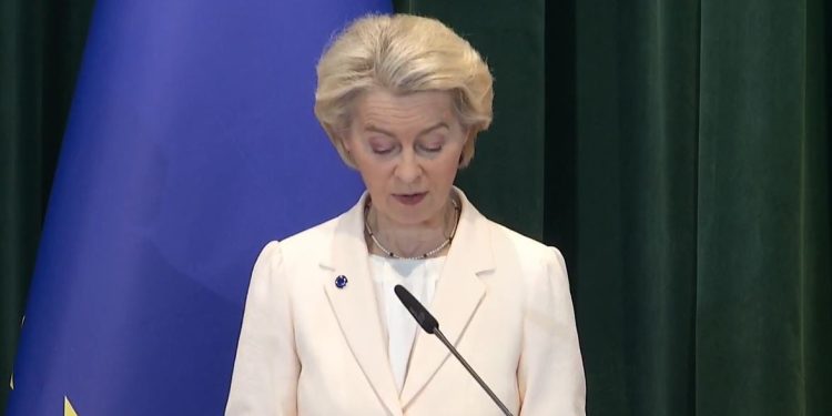 "Shqipëria bën përparim të jashtëzakonshëm në BE", Von der Leyen në Tiranë: U arrit në një periudhë të shkurtër, e jashtëzakonshme ambicia.