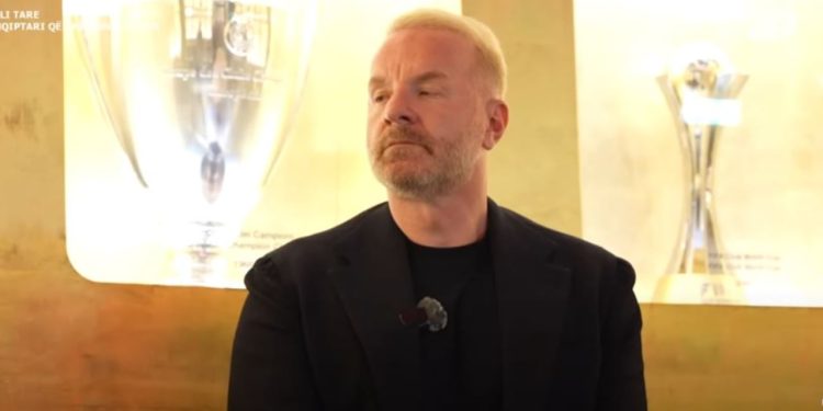 “Shqipëria dhe Largimi: Një Mundësi Ndoshta jo e Duhur” / Igli Tare në ‘Top Story’: Ngjarje të Trishtueshme në Greqi, Të Pështjelluara. Me Çantë në Dorë Kërkoja Për Ekipet e Futbollit.