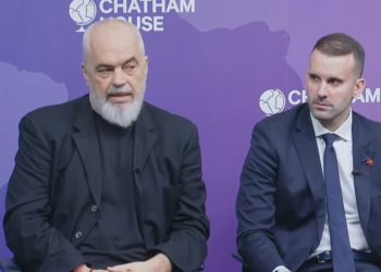 “Shqipëria përmirëson performancën krahas Europës”, Rama komenton nga Londra: Nuk na pëlqen të ndërpritemi kur diskutojmë.