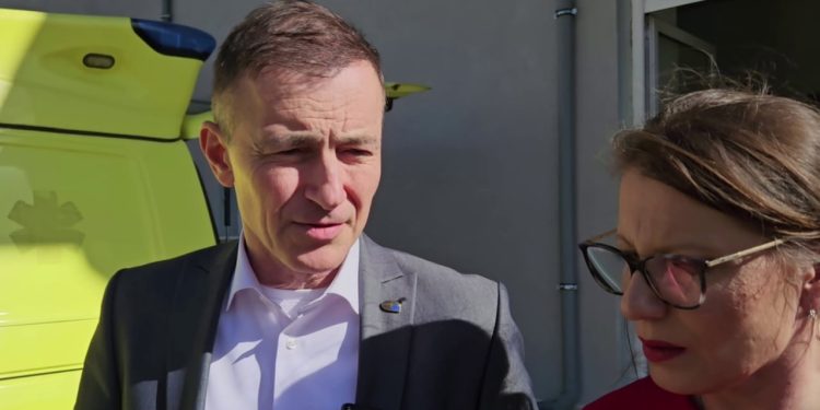 “Shqipëria pritet të bëhet anëtare e BE në vitin 2030”/ Deklarata e eurodeputetit bullgar gjatë qëndrimit në Pustec për “kujtesën bullgare”