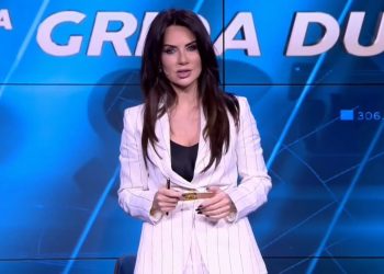 Shqipëria shënon një fitore historike në Serbi/ Grida Duma fillon ndryshe rubrikën Top Story, duke falënderuar ekipin Kombëtar: Ata meritojnë një himn dhe një mirënjohje të veçantë.