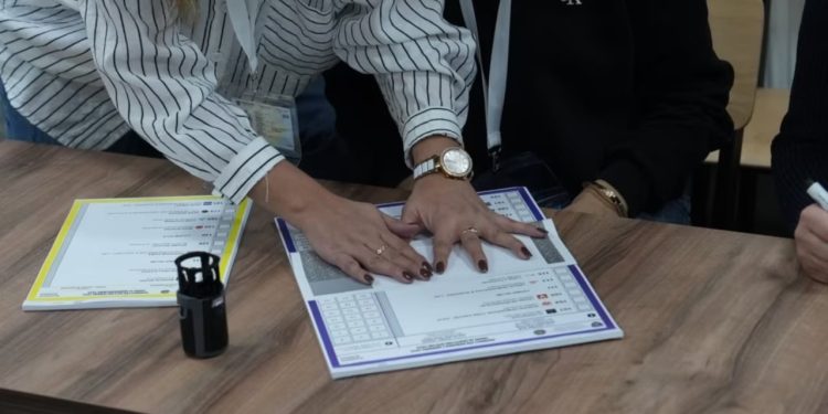 Siguria dhe garantimi i votës së lirë në Kosovë: 100 prokurorë dhe zyrtarë të drejtësisë angazhohen në terren.