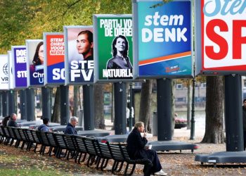 Sondazhet tregojnë se liberalët e qendrës janë në krye të zgjedhjeve në Holandë/ Çfarë mund të presim?