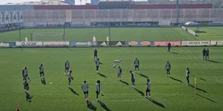 Spalletti vendos rregulla të rrepta për lojtarët e Juventusit: hiqni kufjet dhe nuk ka më PlayStation në kazermë.