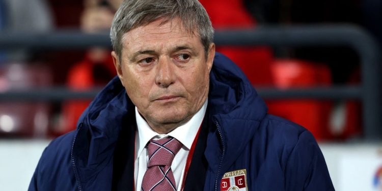 Sulmet ndaj Pixi-t vazhdojnë pas dorëheqjes, ndërsa serbët "çmenden" për pagën e Stojkoviç, e cila është thuajse trefishi i atij të Sylvinhos.