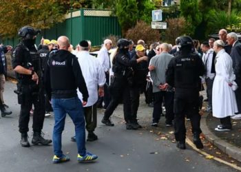 Sulmi në një sinagogë në Mançester/ Rritet numri i viktimave, dy individë humbin jetën, tre të tjerë në gjendje kritike.