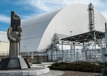 Sulmi rus çon në ndërprerjen e energjisë elektrike në centralin bërthamor të Çernobilit, Zelenskyy: Situatë kritike, si në vitin 2022.