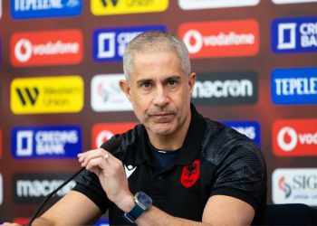 Sylvinho shpall listën e lojtarëve për finalen ndaj Serbisë, me një emër të ri që vjen nga Shkëndija.