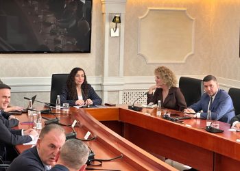 Takimi i presidentes Osmani me partitë përfundon, mbetet e papërcaktuar mundësia e zgjedhjeve të reja.