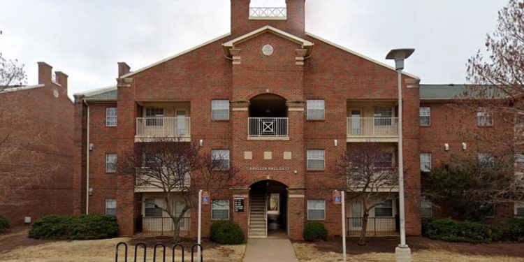 Të shtëna me armë në konviktin e Universitetit Shtetëror të Oklahomës, raportohen të vdekur dhe të plagosur.