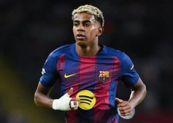 Tension në Barcelonë: Yamal ndalohet të jep autografe falas për tifozët, zbulohet shkaqet