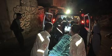 Tensionet në Gaza vazhdojnë, 100 persona të vrarë nga sulmet e Izraelit gjatë natës, përfshirë 22 fëmijë.