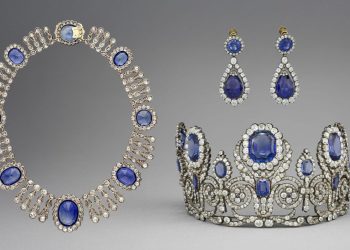 Tetë bizhuteritë e grabitura nga Muzeu i Luvrit, Ministria e Kulturës në Francë publikon emrat e tyre