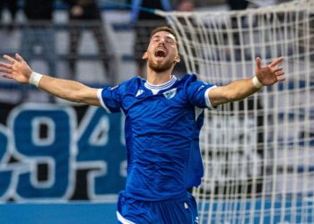 Teuta ruan rekordin e pakapshëm, durrsakët mposhtin Flamurtarin, që është në vend të fundit, dhe ngjiten në vendin e tretë.