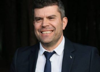 Tirana në Zgjedhje: Ermal Hasimja heq dorë nga kandidatura, mbështet Binajn; Procesi i zgjedhjeve përfundon. “Do të rikthehem në jetën time të dikurshme.”
