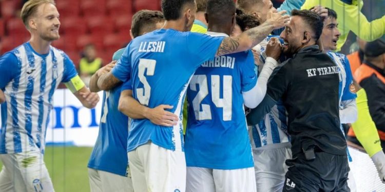 Tirana triumfon në derbin e parë të sezonit, duke e mposhtur Partizanin me tre gola dhe e kalon atë në zonën e ftohtë të renditjes.