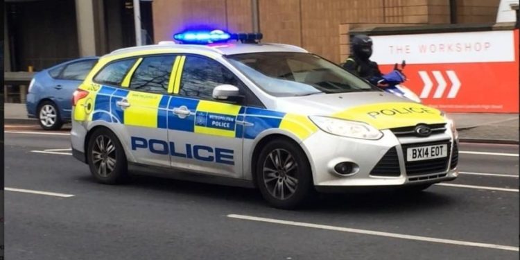 Trafiku i drogës me anije dhe kamionë, arrestohet një shqiptar 22-vjeçar nga FBI britanike.