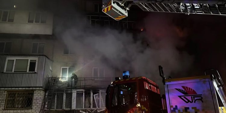 Tre të vdekur dhe dhjetëra të plagosur nga sulmet e fundit me dron në Kiev, ndërkohë që Rusia teston raketën e saj të re bërthamore.