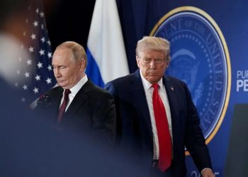 Trump njofton sanksione të reja për kompanitë ruse të naftës, replikojnë autoritetet ruse.