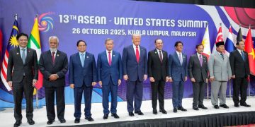 Trump “vlerëson” Malajzinë dhe Kamboxhian, dy vende aziatike nënshkruajnë marrëveshje për tarifa reciproke me Shtetet e Bashkuara.