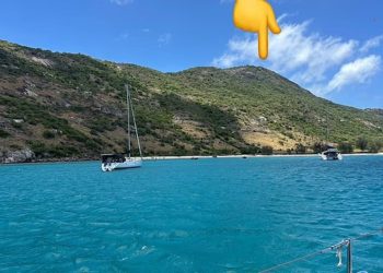 Udhëtimi i ëndrrave përfundon në tragjedi: Një grua 80-vjeçare gjendet e vdekur pas harresës në një ishull, pasi kishte paguar 80 mijë paund për një tur kroçiere.