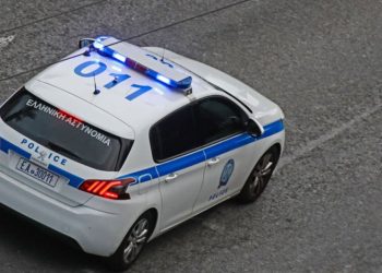 “Unë e vrau”, 18-vjeçari i merr jetën nënës me një peshqir dhe njofton autoritetet.