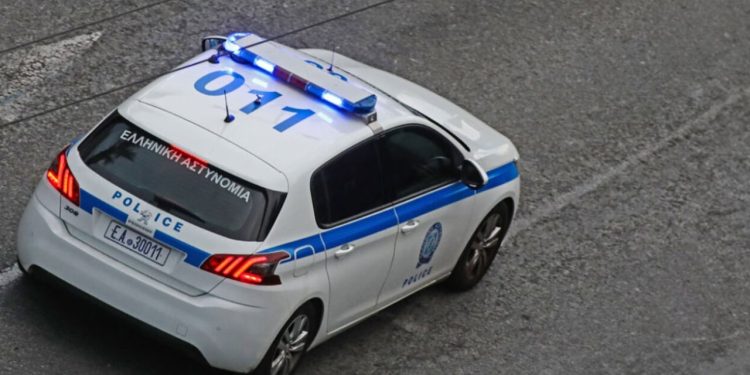 “Unë e vrau”, 18-vjeçari i merr jetën nënës me një peshqir dhe njofton autoritetet.