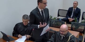 Veliaj: Kryetarët e bashkive përballen me presion nga prokurorët e posaçëm për të angazhuar familjarët në punë