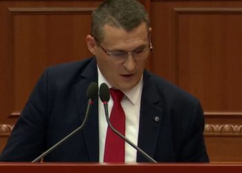 "Veliaj ende nuk është trajtuar si i pandehur" / Dumani informon Kuvendin: Hetimet paraprake për të vazhdojnë.