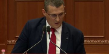 "Veliaj ende nuk është trajtuar si i pandehur" / Dumani informon Kuvendin: Hetimet paraprake për të vazhdojnë.