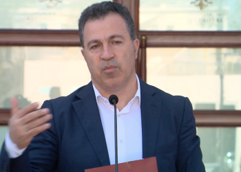 Vendimi për Niko Peleshin merret ditën e enjtes/ TCH publikon raportin e PD: Kuvendi është shndërruar në një “teatër kukullash” për kryeministrin “karagjoz”, kërkohet shkarkimi.