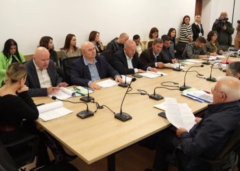 “Vetting” për emrat e rrugëve/ Autoriteti i Dosjeve ndalon konsultimin për verifikimin e integritetit të tyre