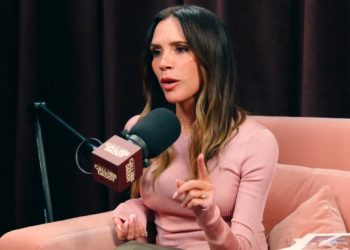 Victoria Beckham hapet mbi sfidën e saj me një çrregullim ushqimor: Ndihesha e trembur për të ndarë përvojën time.