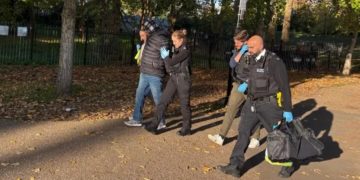Video/ Emigranti i dënuar për ngacmim seksual lirohet për shkaqe të gabuara nga burgu, arrestohet përsëri pas disa ditësh.