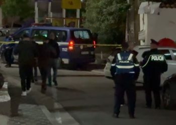 Viktima e gjetur e vrarë në rrugë në Babrru identifikohet.