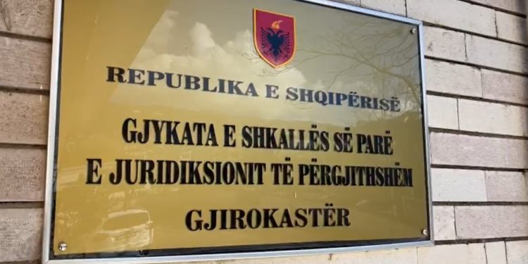 Vrasja e gjyqtarit Astrit Kalaja nga Elvis Shkambi, Gjykata e Gjirokastrës dhe ajo e Beratit pezullojnë seancën.