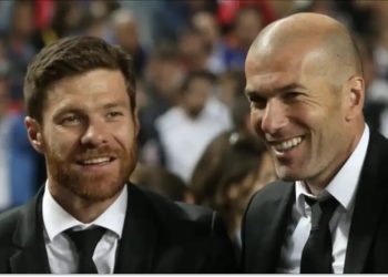 Xabi Alonso çan barrierën e trajnerëve debutues në “El Clasico”, si Zinedine Zidane.