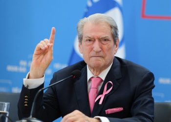 Zgjedhjet në Tiranë: Berisha njofton formimin e delegacionit brenda PD-së, thotë se u kërkoi të gjenin një kandidat që…