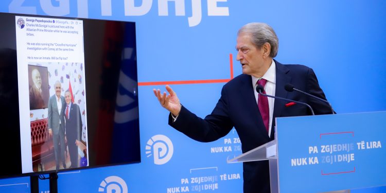 A e priste FBI në aeroport apo nuk i dhanë vizë?/ Berisha: Di që Rama i anuloi të gjitha përgatitjet që kishte bërë për takime në SHBA