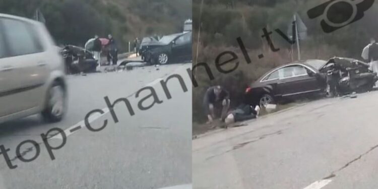 16:00

LAJM I FUNDIT/ Aksident serioz në segmentin Levan-Tepelenë, raportohet për disa të lënduar. VIJON…